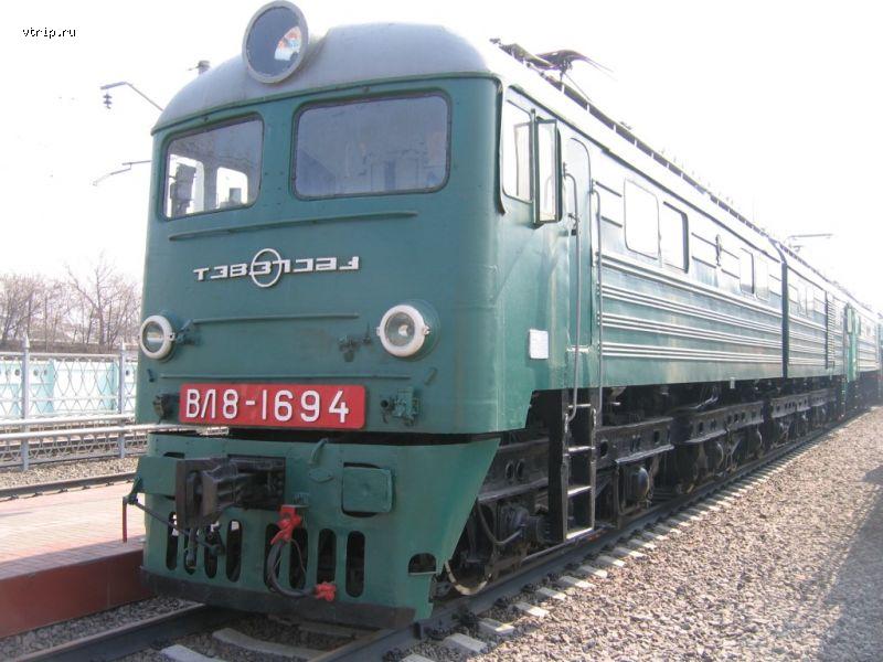Электровоз ВЛ-8