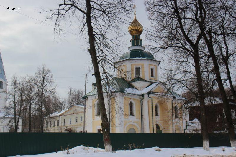 Надвратная церковь