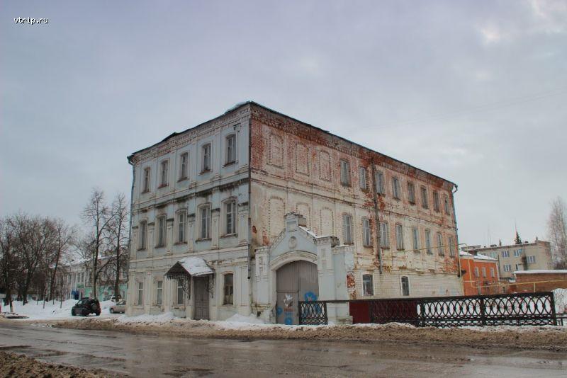 Старый дом в центре