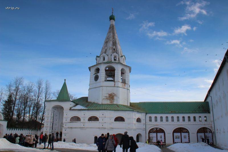 Шатровая колокольня