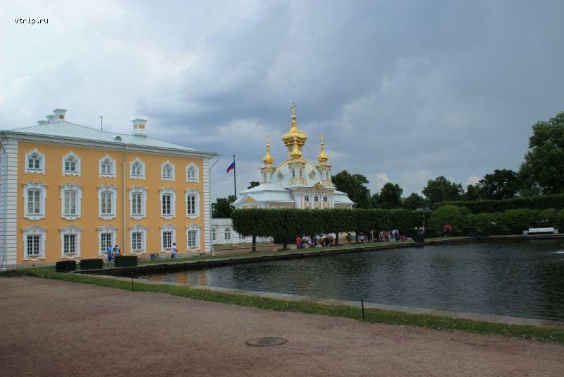 Дворцовая церковь святых апостолов Петра и Павла 