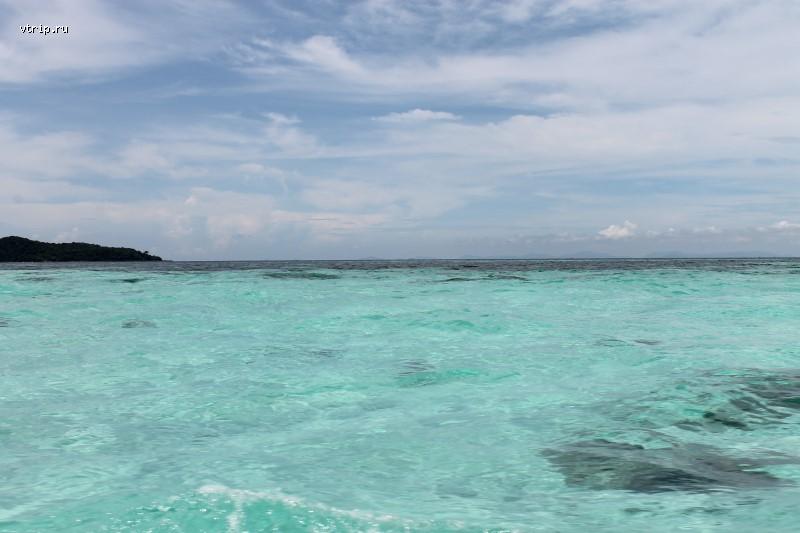 Вода в Андаманском море