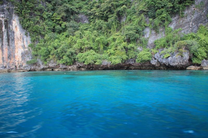 Вода в Андаманском море