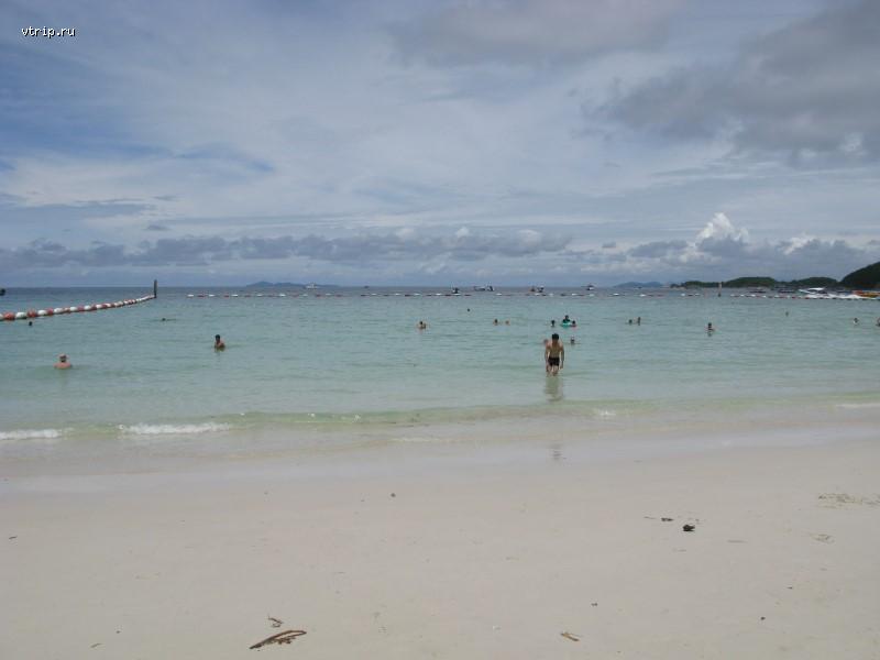 Пляж Таваен (Tawaen Beach)