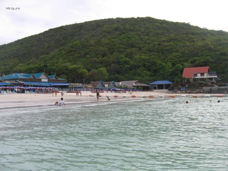 Пляж Таваен (Tawaen Beach)