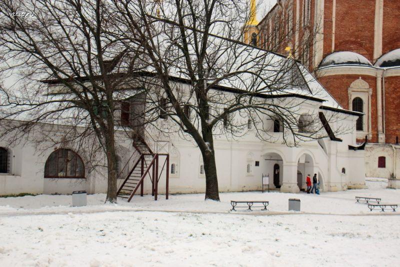 Консисторский корпус