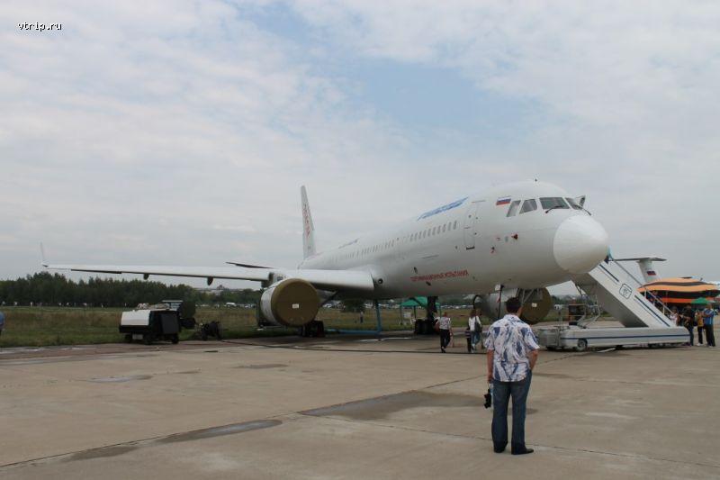 ТУ-204