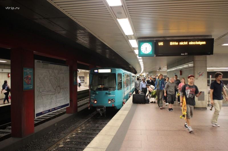 Подземная станция метро