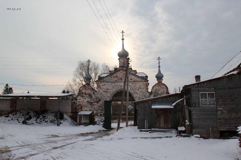 Ворота комплекса