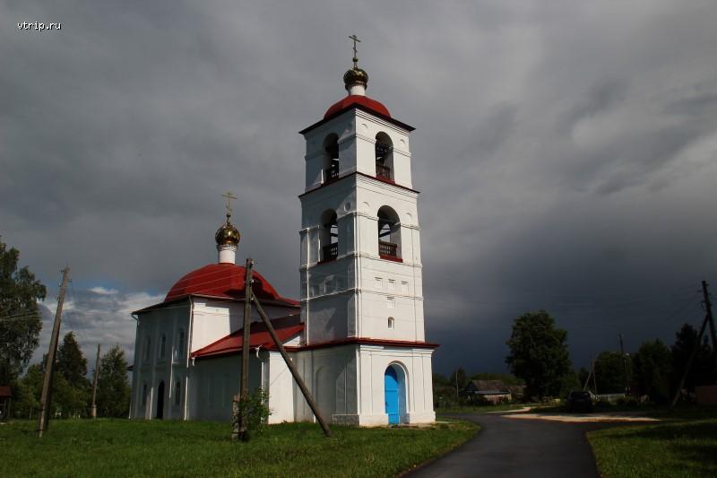 Церковь в Павловском