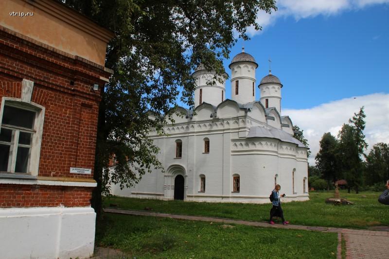 Ризоположенский собор