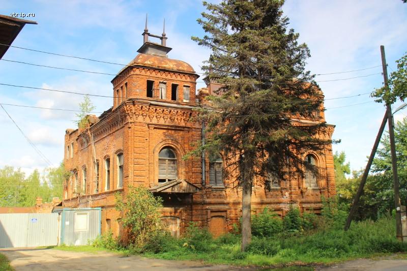 Каменный дом