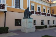 Памятник Айвазовскому