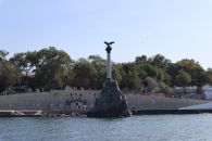 Памятник затопленным кораблям