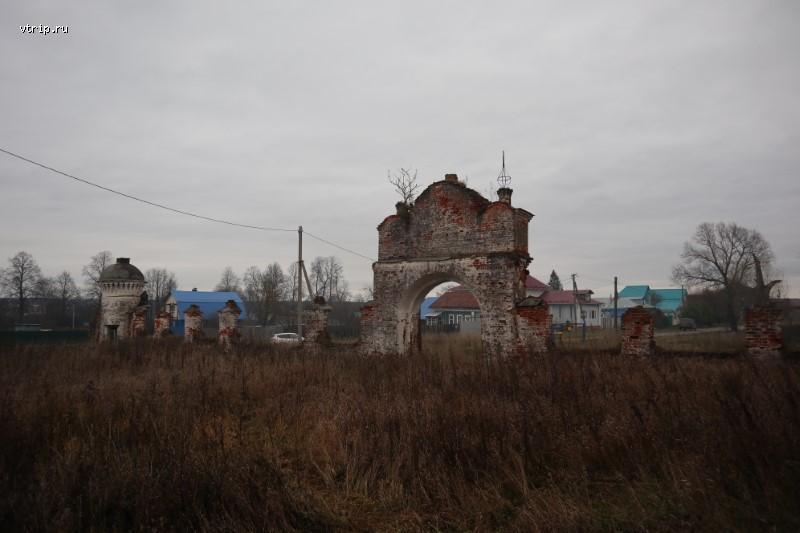 Ворота храма