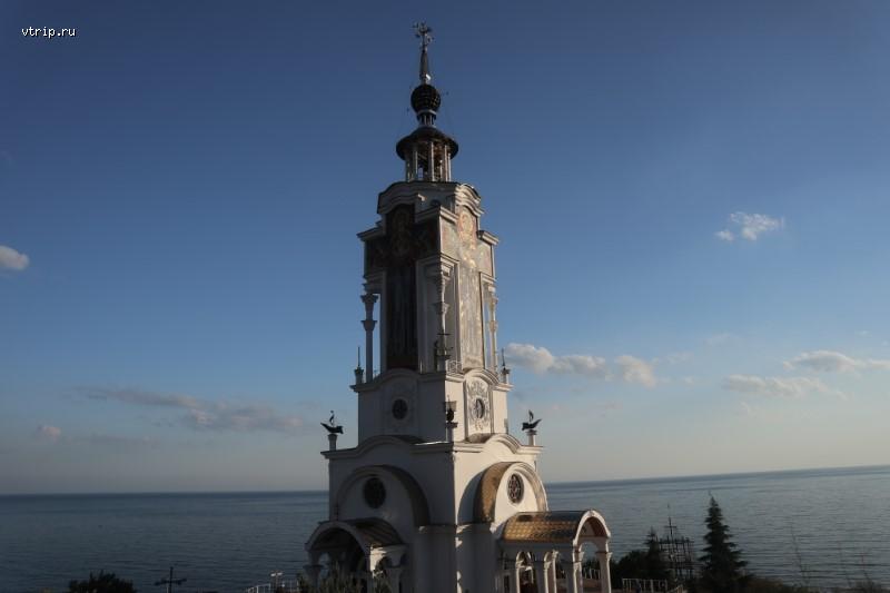 Храм-маяк в Малореченском