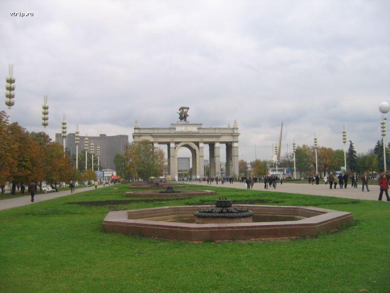 Арка центрального входа