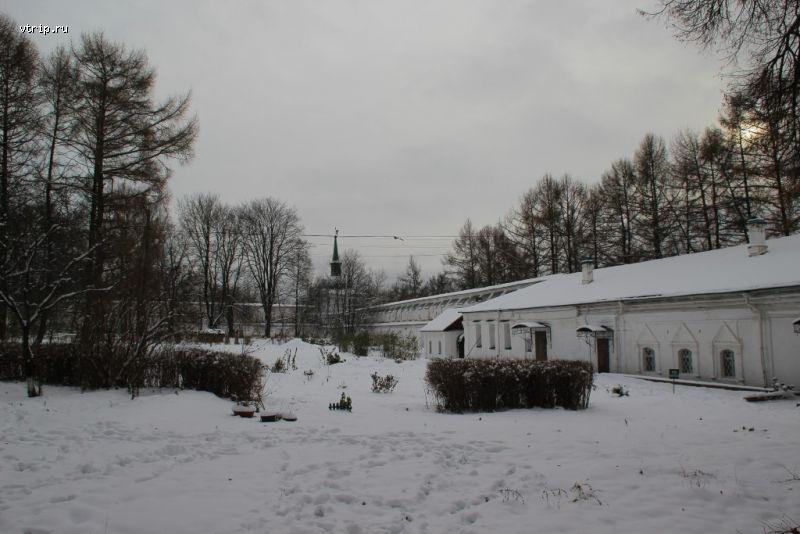 Стены кремля