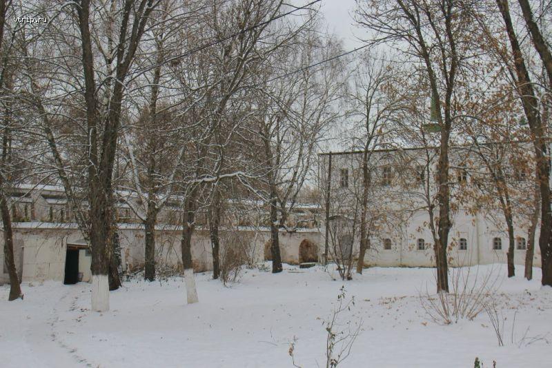 Стены кремля