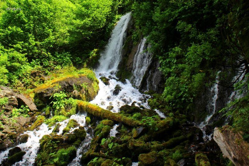 Водопад Птичий клюв