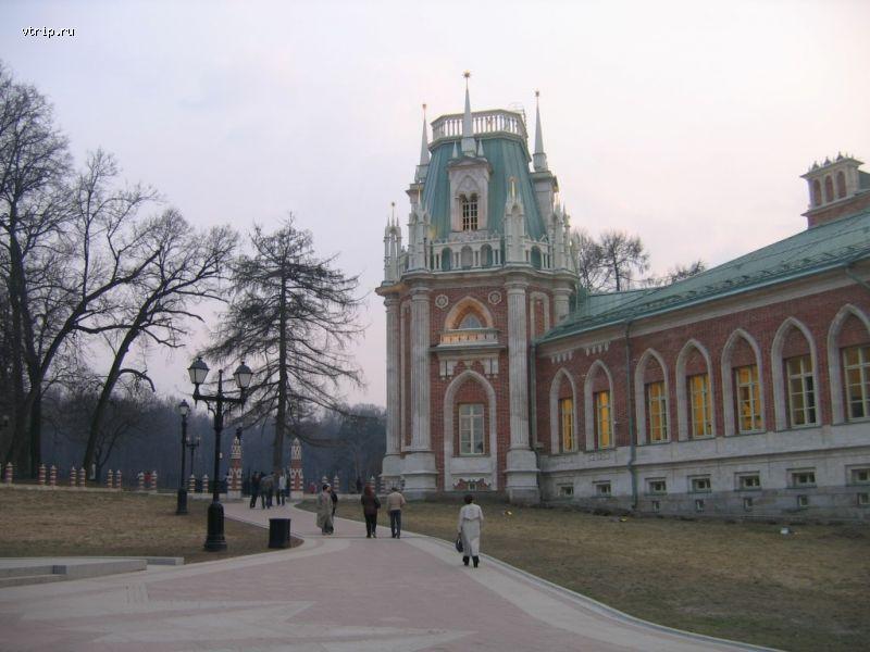 Башня дворца