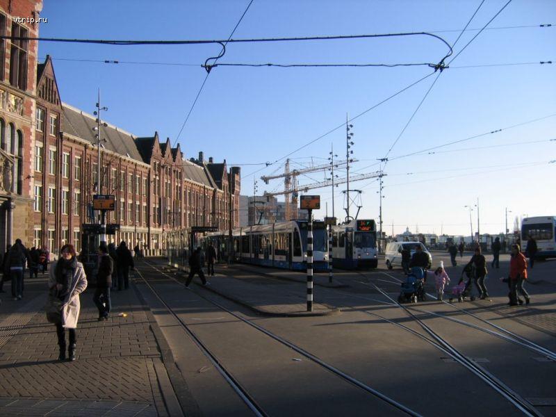 Трамваи на Centraal station