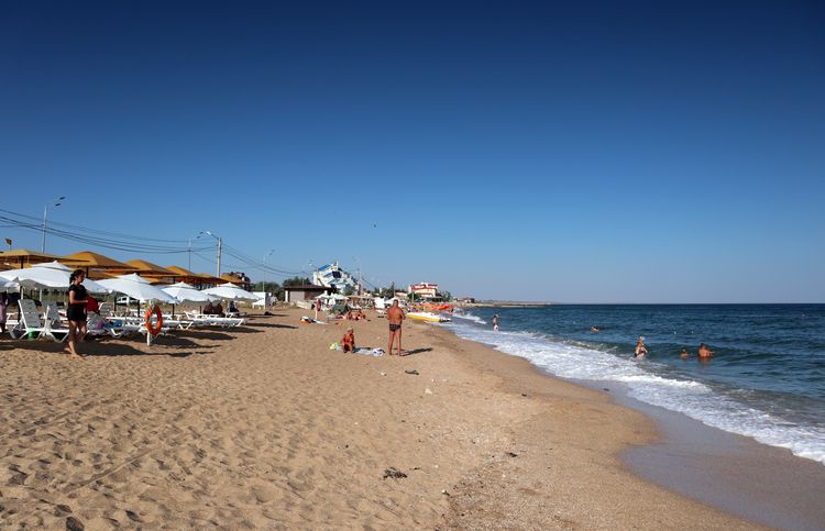 Посёлок Приморский в Крыму