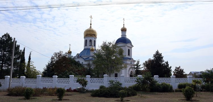 Успенский храм в Керчи