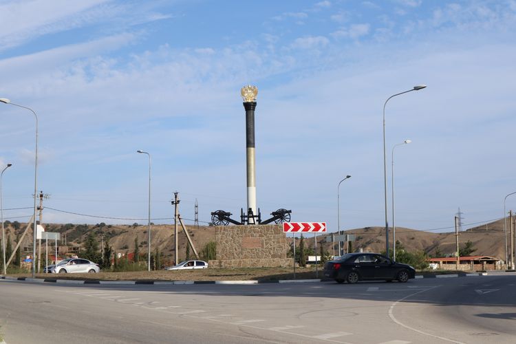 Памятник Новгородско-Кирилловскому полку в Судаке