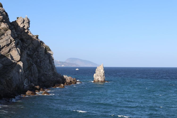 Скала «Парус» в Крыму