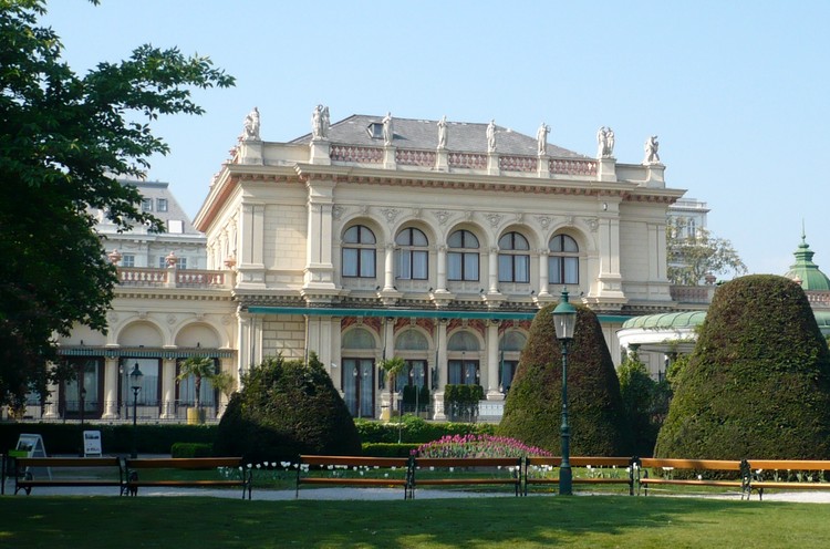 Курсалон в Вене