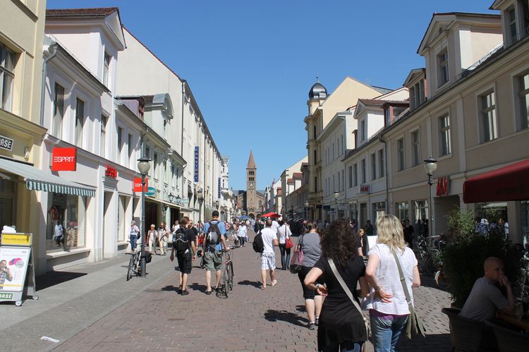 Бранденбургская улица в Потсдаме