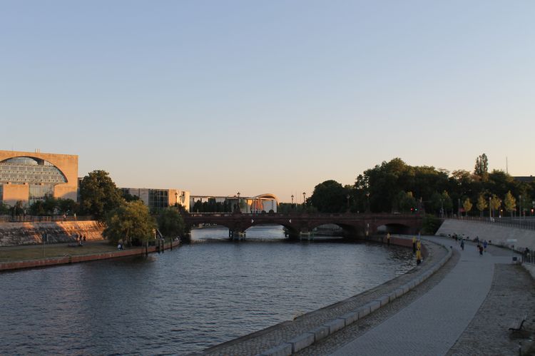 Река Шпрее в Берлине