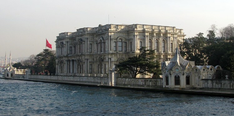 Дворец Бейлербей в Стамбуле