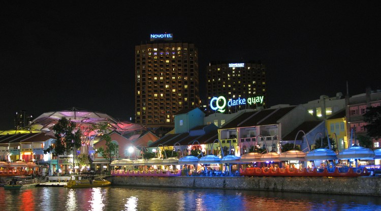Набережная Clarke Quay