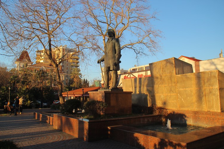 Памятник Петру Первому в Сочи