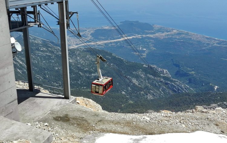 Канатная дорога «Olimpos Teleferik» в Кемере