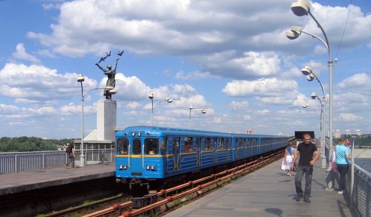 Киевский метрополитен