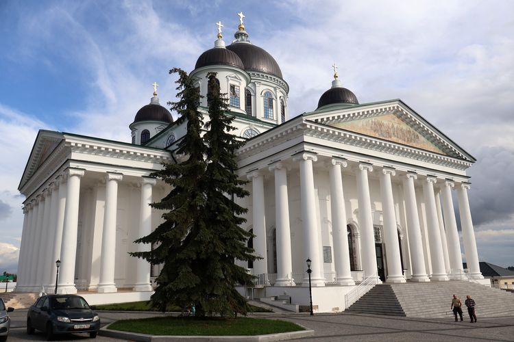 Воскресенский собор в Арзамасе