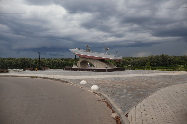 Десантный мотобот в Гороховце