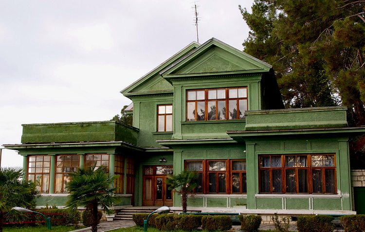 Дача Сталина в Хосте