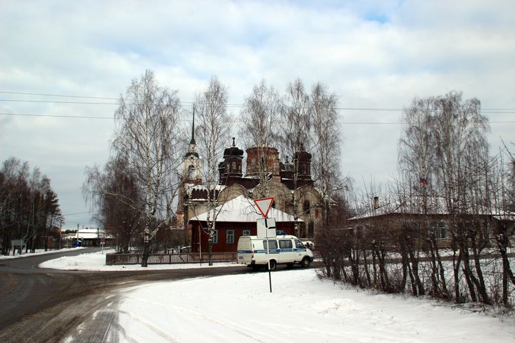 В центре Верхнего Ландеха