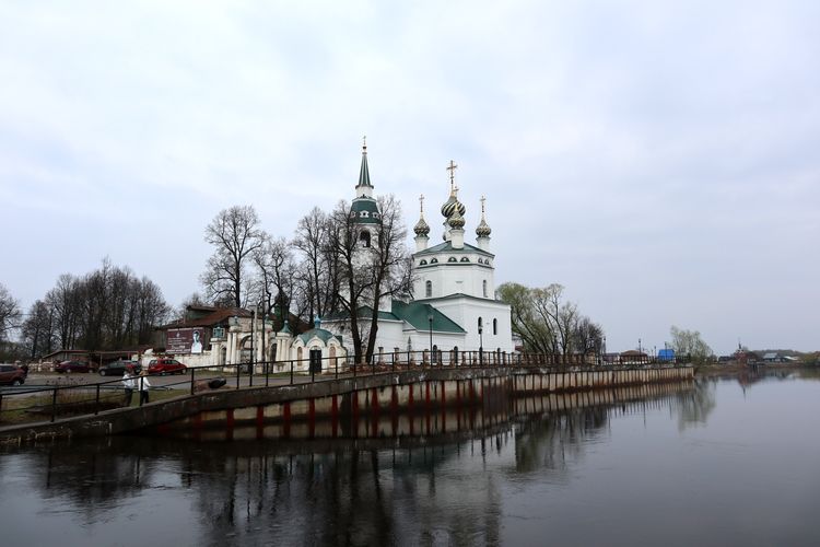 Храмовый комплекс в Холуе