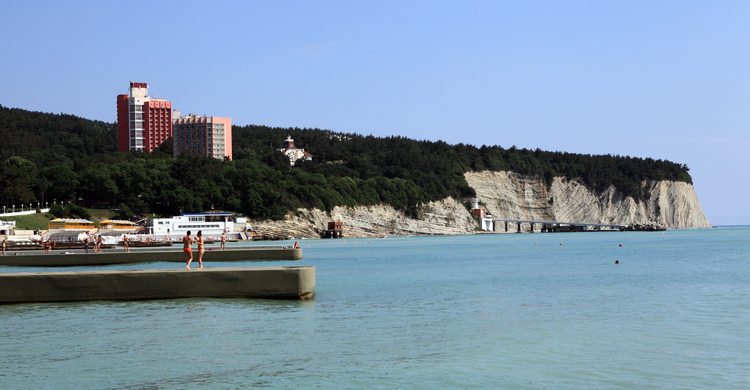 Море в Дивноморском