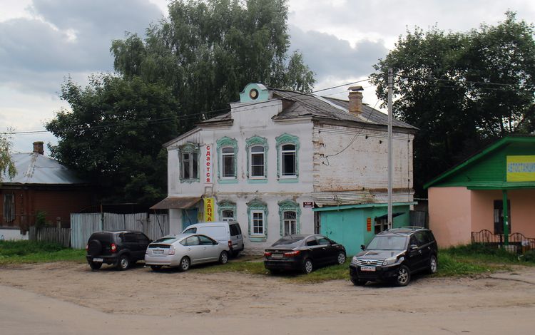 Дом Черственкова в Лухе