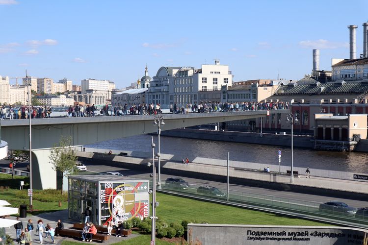 Парящий мост в Москве