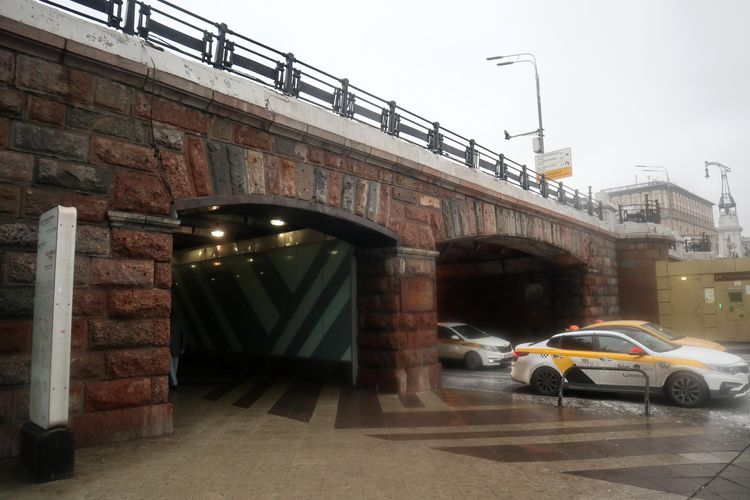 Тверской путепровод в Москве