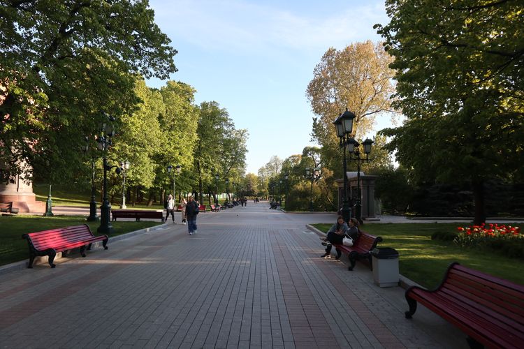 Александровский сад в Москве