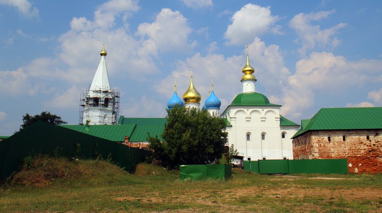 Монастырь Флорищева пустынь во Фролищах