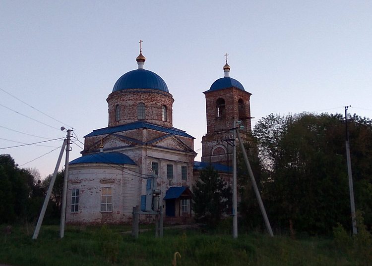 Покровская церковь в Плотинском